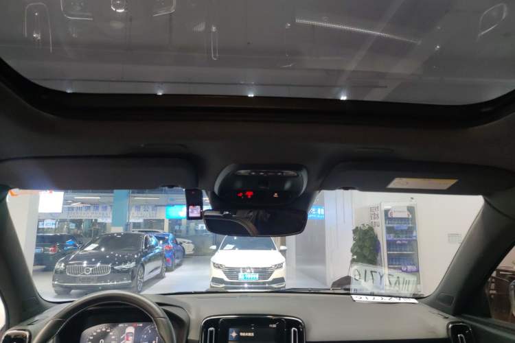 Used Volvo XC40 2021 T4 Four-Wheel Drive Smart & Sporty Edition Headliner