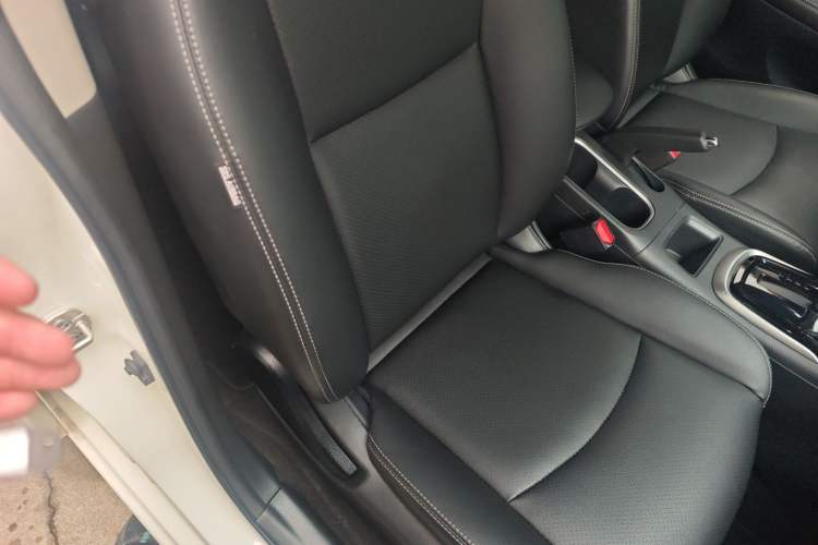 Used Nissan Tiida 2021 1.6L CVT Smart Drive Edition Right Front Seat