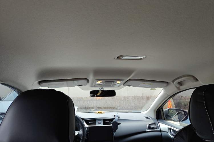 Used Nissan Sylphy 2022 Classic 1.6XE CVT Comfort Edition Headliner