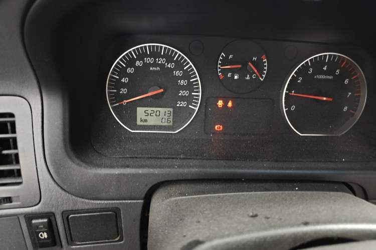 Used Jinbei Express 2018 2.0L Standard Version V19
