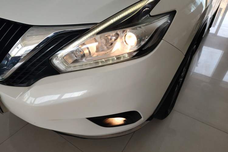 Used Nissan Murano 2017 2.5L XE Two-Wheel Drive Elite Edition
