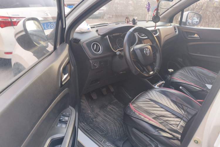 Used Brilliance V3 2016 1.5L Manual Comfort Model Driver Seat