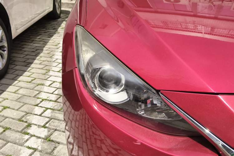 Used Mazda 3 Axela 2014 Sedan 2.0L Automatic Flagship Model