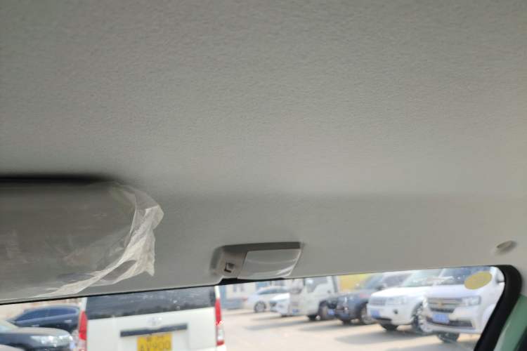 Used REACH MINI Truck 2023 120km Long Wheelbase Van-Type Striving Edition
