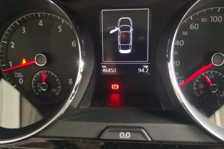 Used Volkswagen Lamando 2017 280TSI DSG Comfort Edition Odometer Close Up