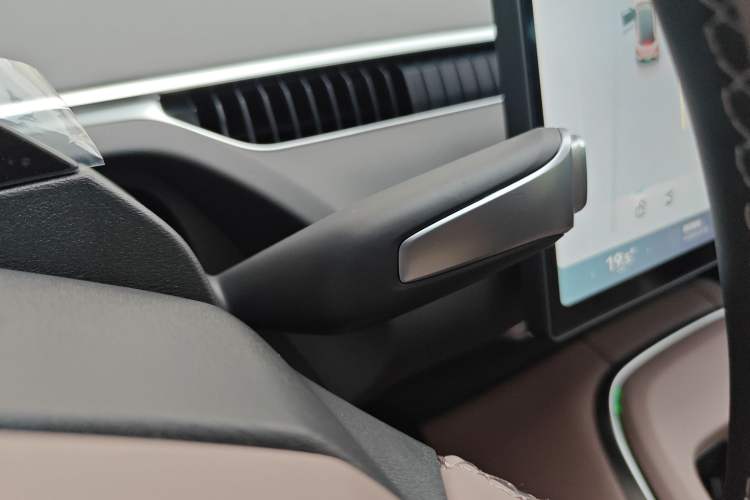 Used XPeng MONA M03 2025 515 Long-Range Plus Gear Lever