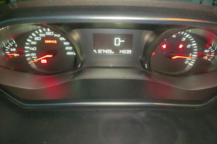 Used Peugeot 308 2016 1.6L Manual Fashion Edition Instrument Cluster