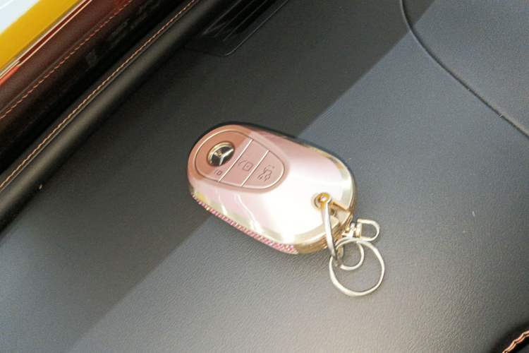 Used Mercedes-Benz C-Class 2024 Restyled C 260 L Sport Edition Vehicle Key