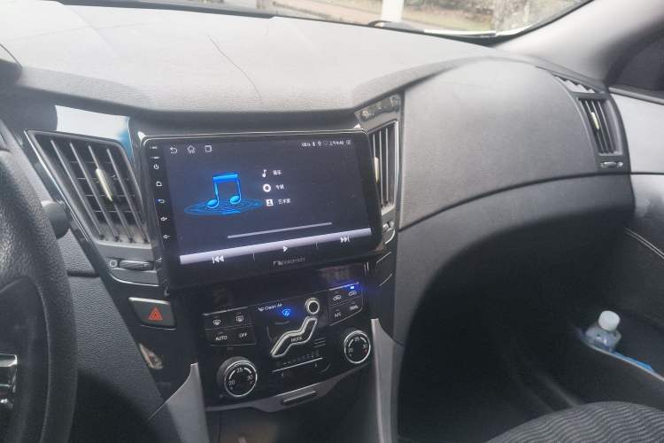 Used Hyundai Sonata 2011 2.0L Automatic Leading Edition