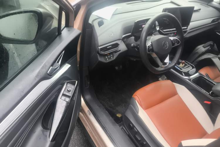 Used Volkswagen ID.4 CROZZ 2022 Long-Range PURE+ Edition