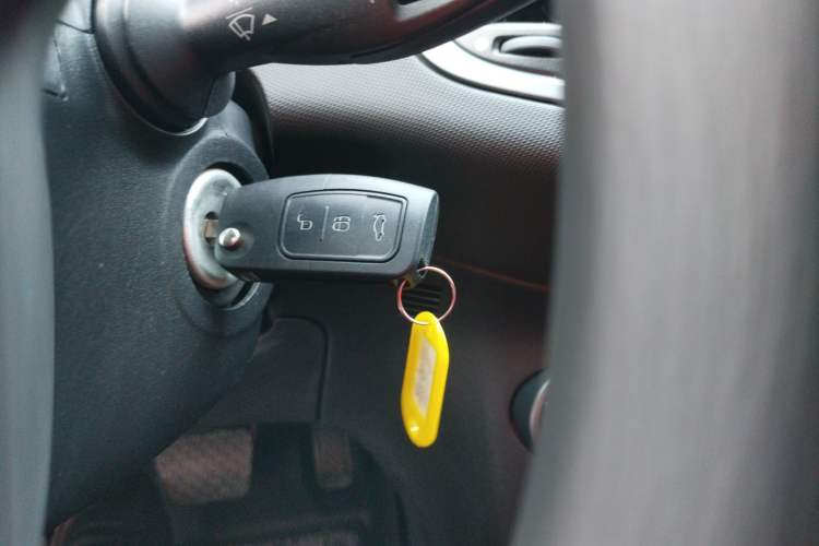 Used Ford Fiesta 2013 Hatchback 1.5L Automatic Fashion Edition
