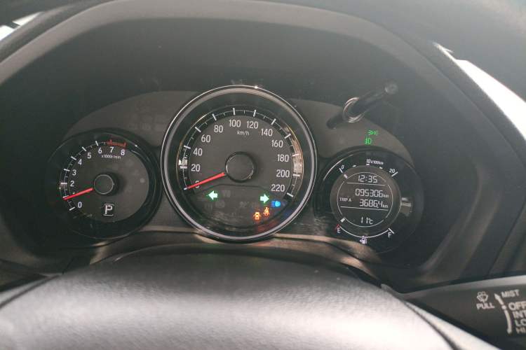 Used Honda XR-V 2015 1.8L EXi CVT Comfort Version
