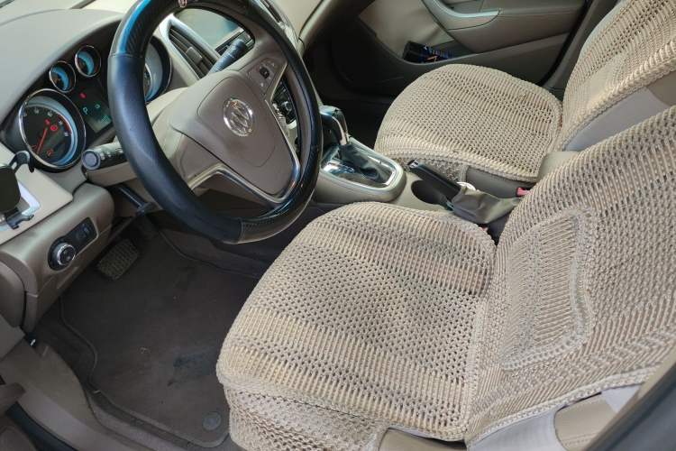 Used Buick GT 2014 XT 1.6L Automatic Fashion Edition
