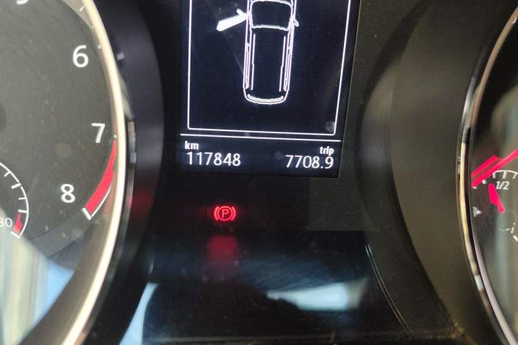 Used Volkswagen Touran 2016 Volkswagen Touran L 280TSI DSG Comfort Edition
