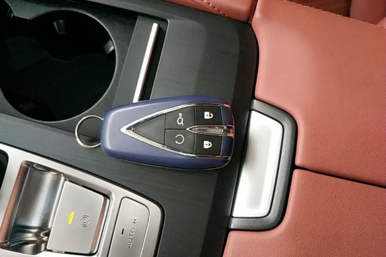 Used CHANGAN CS75 PLUS 2023 3rd Generation 1.5T Automatic Prestige Model Interior 1