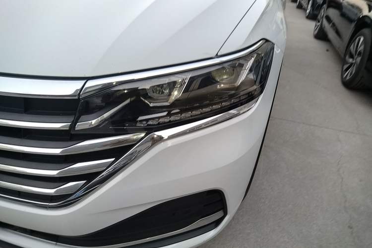 Used Volkswagen Viloran 2024 330TSI Luxury Edition