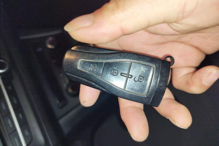 Used Roewe e550 2016 Deluxe Edition Vehicle Key