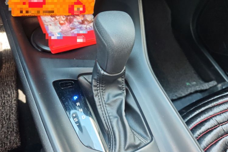 Used Toyota IZOA 2021 Dual-Motor 2.0L Yi Xing Edition Gear Lever