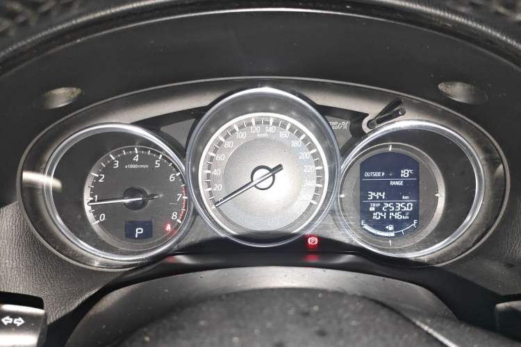 Used Mazda CX-5 2015 2.0L Automatic 2WD Comfort Edition
