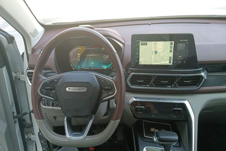 Used Baojun RS-5 2019 1.5T CVT Intelligent Driving Flagship Version China VI Emission Standard Center Console