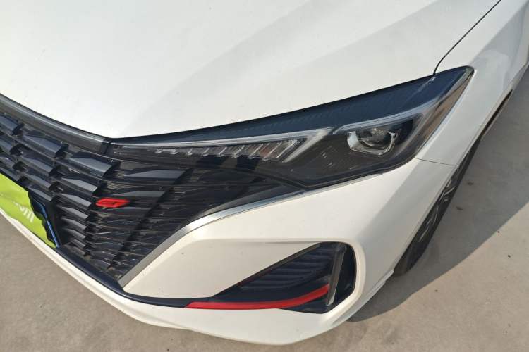 Used CHANGAN Eado 2022 PLUS Blue Whale NE 1.4T GDI DCT Prestige Edition Left Front Headlight