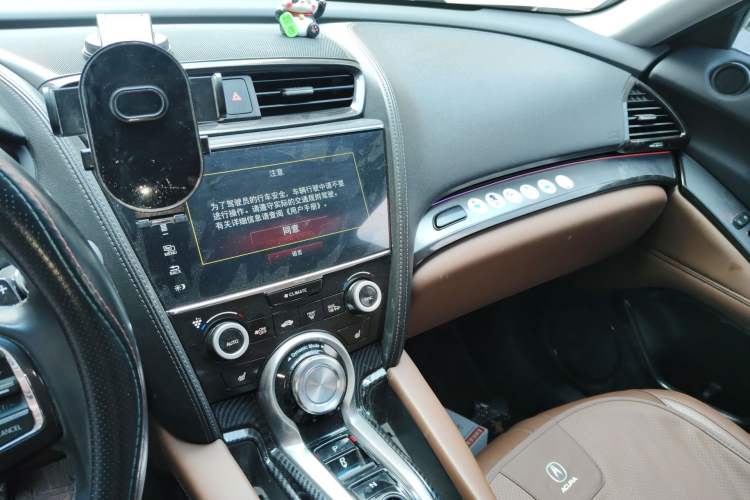 Used Acura CDX 2016 1.5T Two-Wheel Drive Deluxe Edition Audio And AC Panel