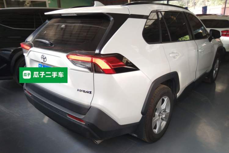 Used Toyota RAV4 2024 2.0L CVT Two-Wheel Drive Urban Edition