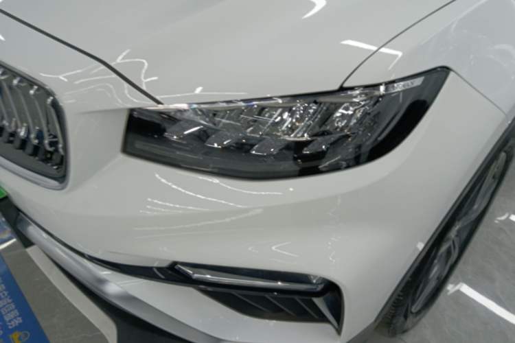 Used Geely Auto Emgrand X7 Sport 2022 1.8TD DCT Zhiya Trim Left Front Headlight