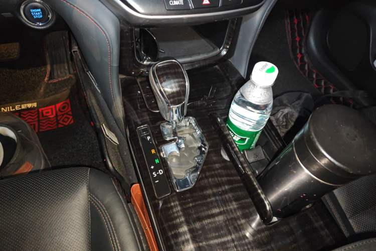 Used Toyota Crown 2015 2.5L Fashion Limited Edition