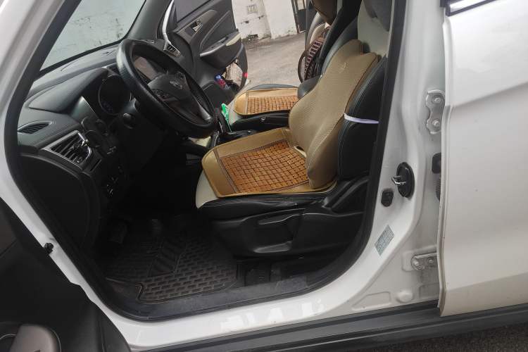 Used Changan CS35 2017 1.6L Automatic Luxury Model
