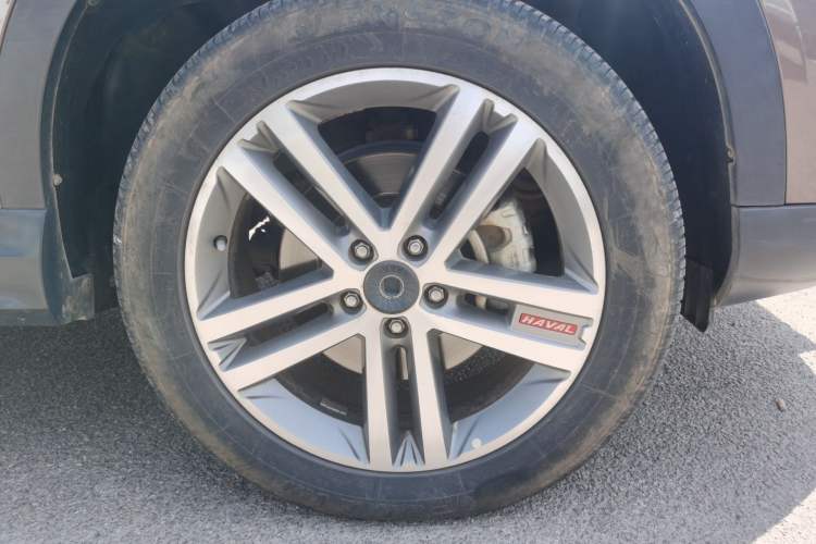 Used Haval H6 Coupe 2017 Red Label 2.0T Manual Two-Wheel Drive Elite Model
