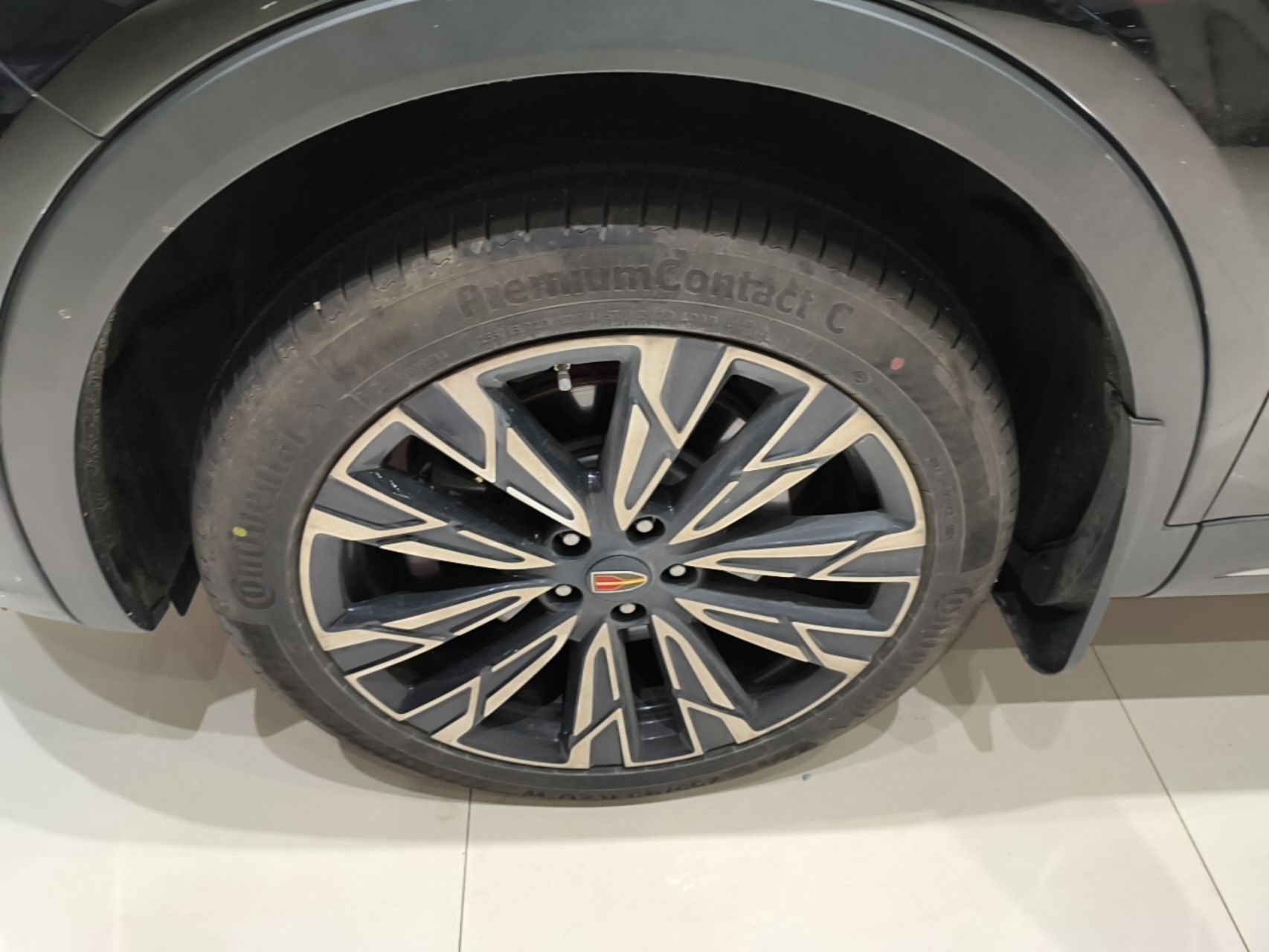Hongqi HS5 2025 2.0T All-Wheel-Drive Flagship Pro Edition — снимка 10