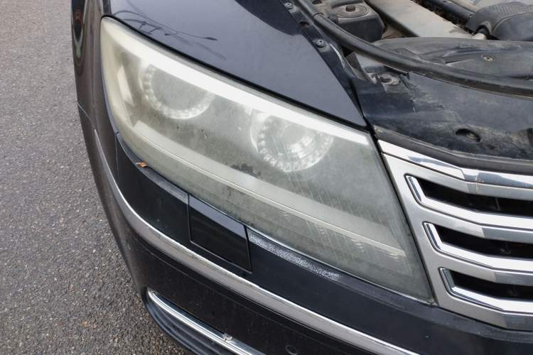 Used Volkswagen Phaeton 2012 4.2L Luxury Custom Edition
