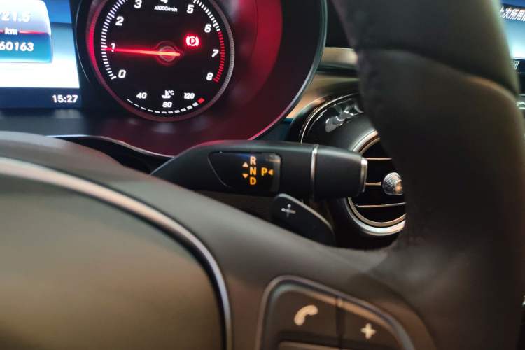 Used Mercedes-Benz GLC 2017 GLC 260 4MATIC Luxury Model Gear Lever