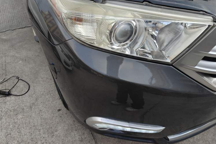 Used Toyota Highlander 2012 2.7L Two-Wheel Drive 7-Seater Luxury Edition
