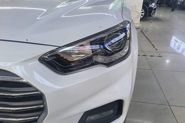 Used Hyundai ix35 2019 2.0L Automatic 2WD Zhiyong·Changxiang Edition China V Standard
