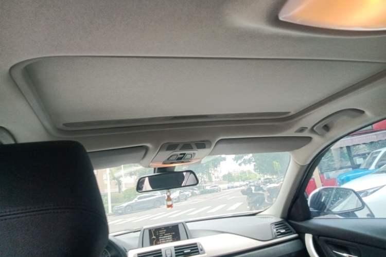 Used BMW 3 Series 2013 316i Active Edition Headliner