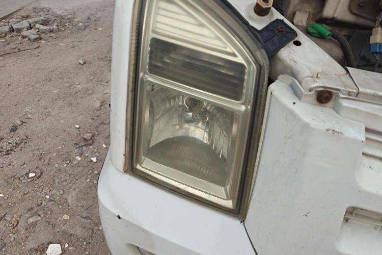 Used Dongfeng Xiaokang C37 2012 1.4L Entrepreneur II Type DK13-06 Right Front Headlight