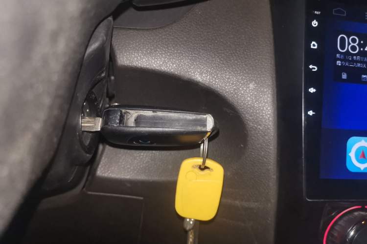 Used Wuling Rongguang V 2016 1.5L Standard Version