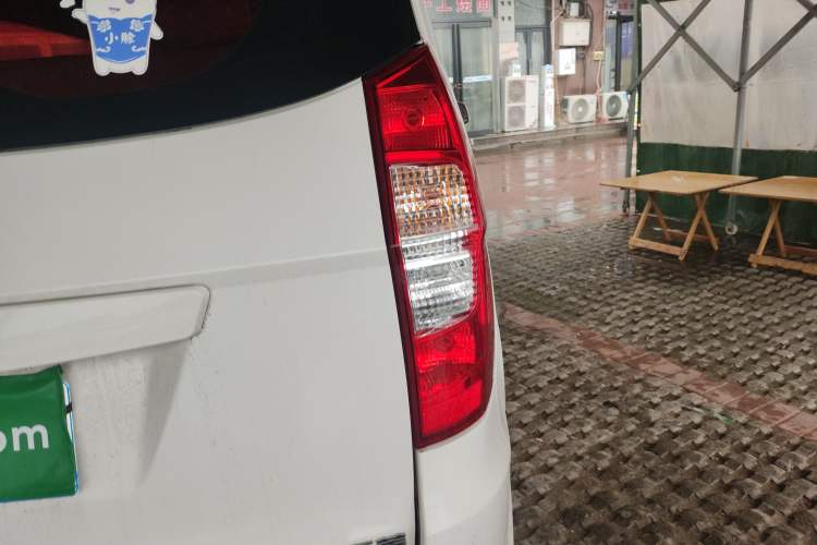 Used Wuling Hongguang 2014 1.5L S Standard Version
