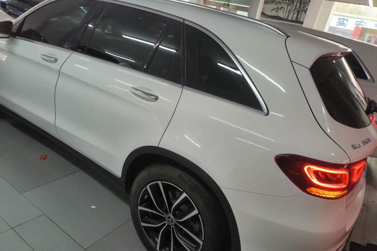 Used Mercedes-Benz GLC 2020 Facelifted GLC 260 L 4MATIC Dynamic Edition
