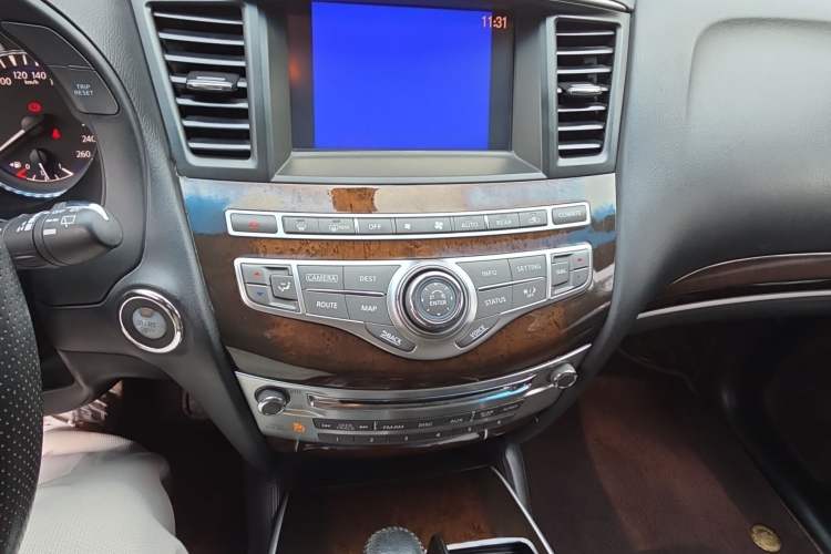 Used Infiniti QX60 2014 2.5 S/C Hybrid Two-Wheel Drive Excellence Edition
