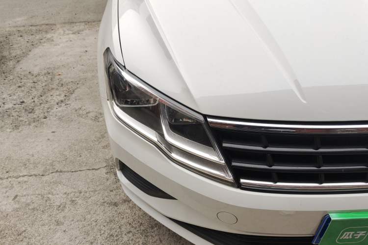 Used Volkswagen Jetta 2017 1.4L Manual Fashion Edition