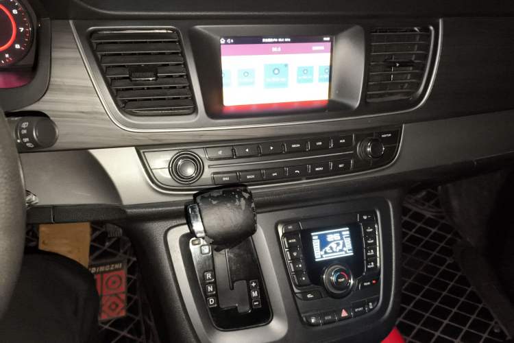 Used SAIC MAXUS G10 2019 PLUS 2.0T Automatic Elite Edition China V Standard