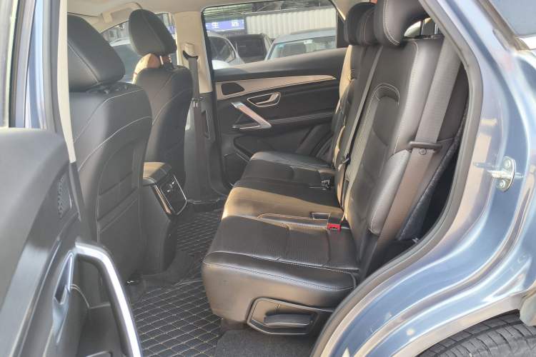 Used JETOUR X70 PLUS 2021 1.5T DCT Mountain 7-Seater
