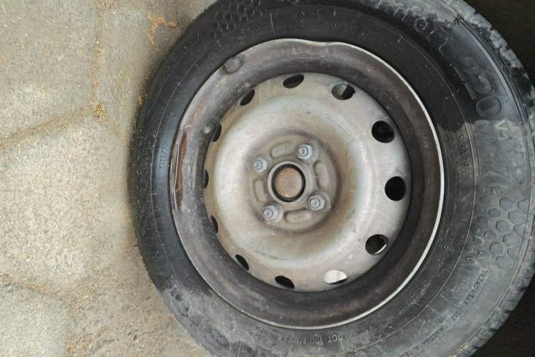 Used Jinbei Hiace X30 2020 1.5L Van Super-Enjoyment Model China VI Standard SWC15M
