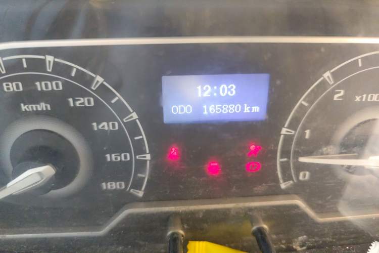 Used SAIC MAXUS Xintu V80 2021 2.0T Manual Classic City Delivery King Long Wheelbase High Roof 3 Seats
