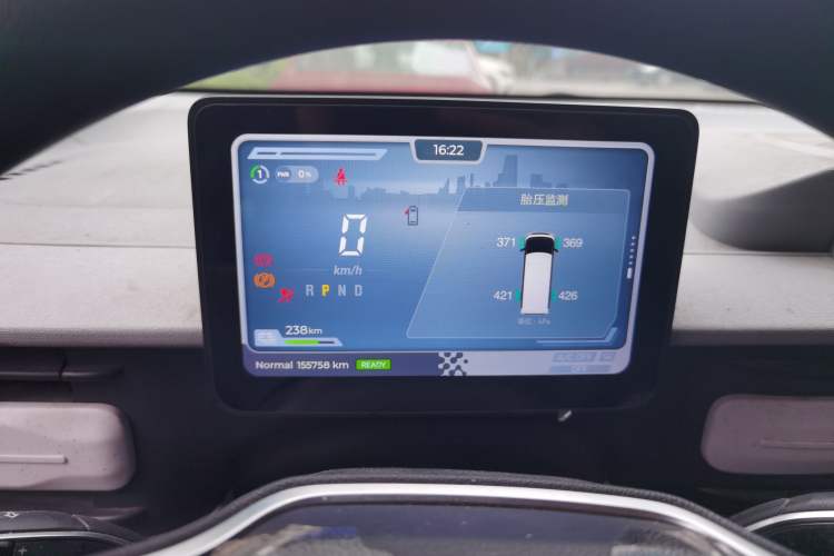 Used SAIC MAXUS Dana V1 2024 V1 Short Wheelbase Low-Roof Multi-Function Version (51 kWh) Instrument Cluster