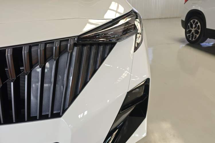 Used GAC Trumpchi GS3 2026 Model Shadow Speed 270T Enjoyment Edition
