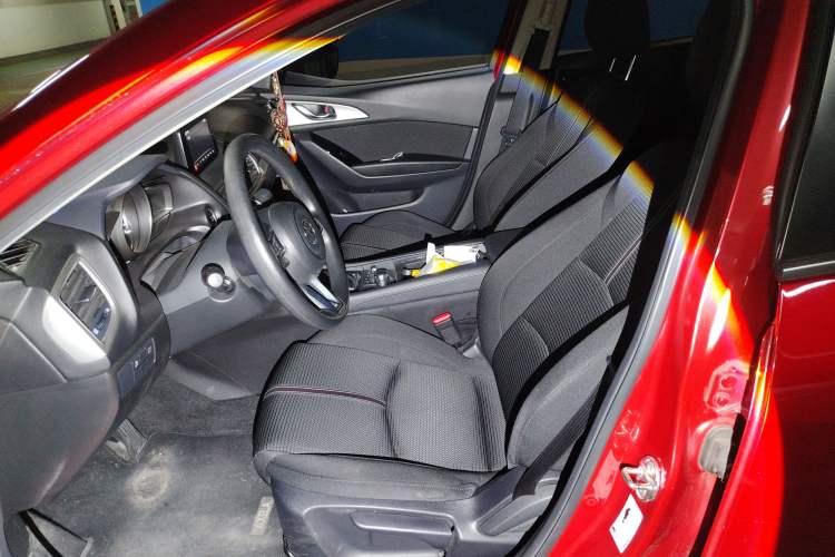 Used Mazda 3 Axela 2019 Cloud-Controlled Sedan 1.5L Automatic Luxury Model China VI Standard Left Front Seat